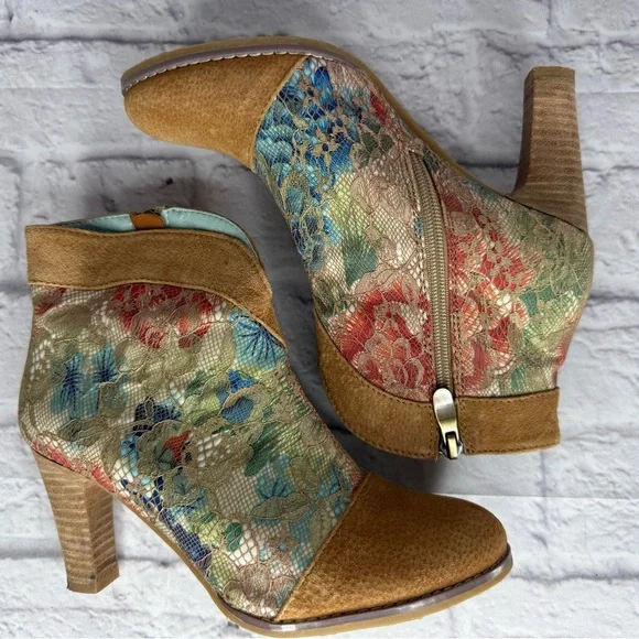 L’Artiste Spring Step Lace & Suede heeled Boots Size 36 US 6 side zip closure EC - Picture 5 of 9